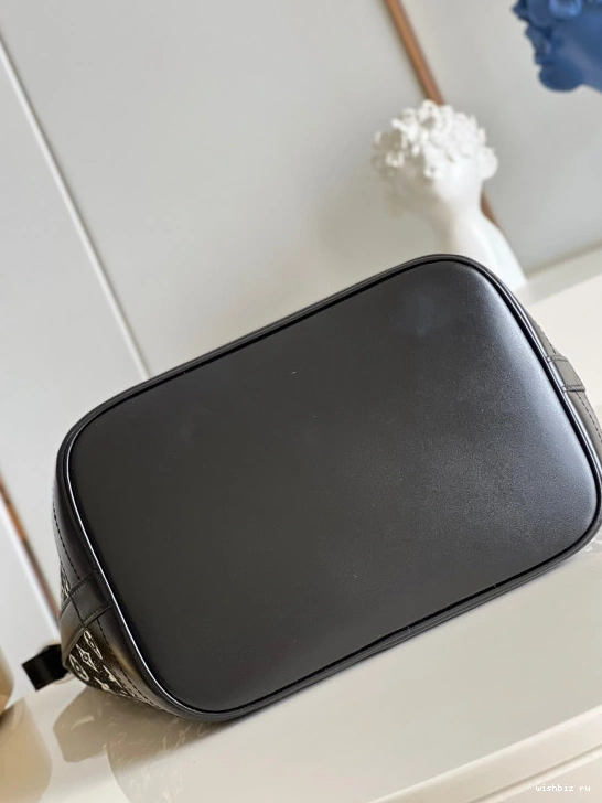 WIS PETIT LOUIS NOÉ VUITTON 1227